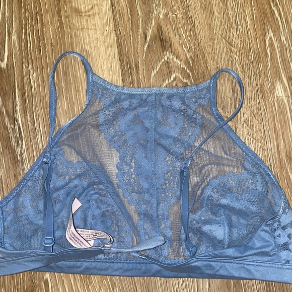 Blue halter bralette - Picture 3 of 4
